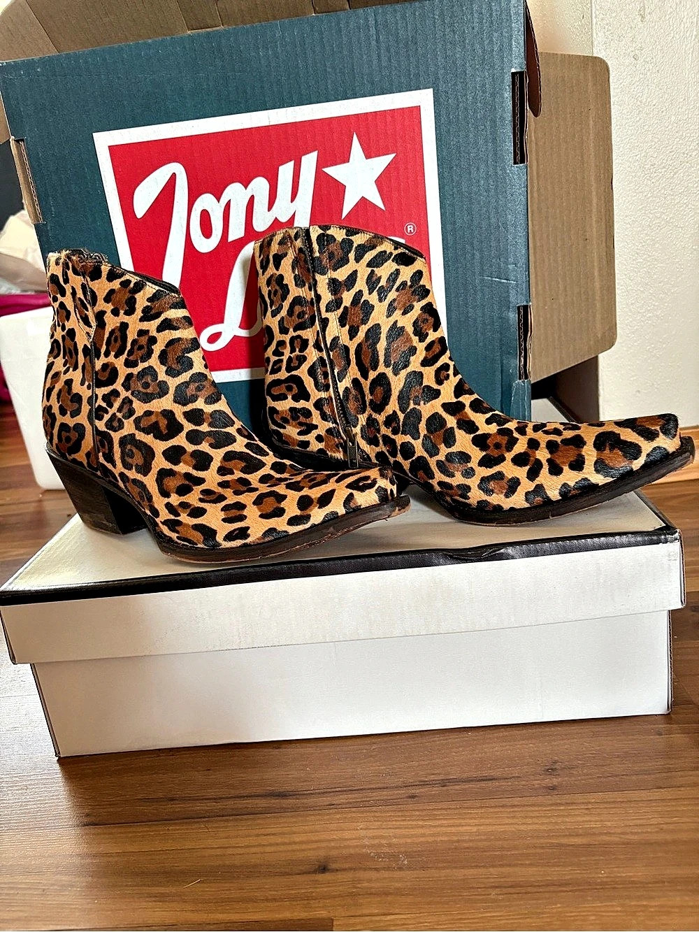 Double D Ranch Leopard Print Leather Heeled Boots US 9 NWT
